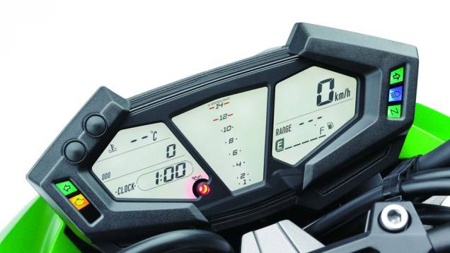 Tais mudanças, aliadas a uma leve redução de peso, contribuem, segundo a Kawasaki, para um melhor desempenho | <a href="%20https://gutenberg.quatrorodas.abril.com.br/moto/noticias/kawasaki-traz-nova-z800-ao-brasil-732675.shtml" rel="migration">Leia mais</a> Tais mudanças, aliadas a uma leve redução de peso, contribuem, segundo a Kawasaki, para um melhor desempenho | <a href="%20https://gutenberg.quatrorodas.abril.com.br/moto/noticias/kawasaki-traz-nova-z800-ao-brasil-732675.shtml" rel="migration">Leia mais</a>