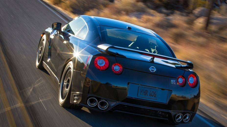 A unidade entrega 545 cavalos de potência | <a href="https://gutenberg.quatrorodas.abril.com.br/noticias/fabricantes/nissan-revela-gt-r-track-edition-733328.shtml" rel="migration">Leia mais</a> A unidade entrega 545 cavalos de potência | <a href="https://gutenberg.quatrorodas.abril.com.br/noticias/fabricantes/nissan-revela-gt-r-track-edition-733328.shtml" rel="migration">Leia mais</a>