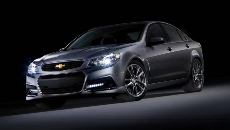 A Chevrolet pôs fim ao mistério e revelou fotos e informações oficiais sobre o sedã SS | <a href="%20https://gutenberg.quatrorodas.abril.com.br/saloes/new-york/2013/chevrolet-ss-737022.shtml" rel="migration">Leia mais</a>