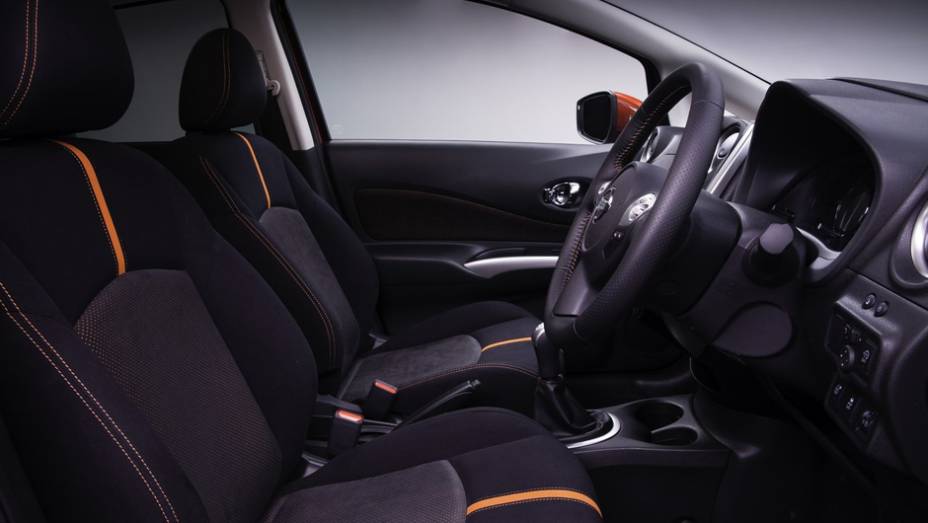 Quando chegar &agrave;s ruas, ser&aacute; concorrente do Honda Fit | <a href="https://gutenberg.quatrorodas.abril.com.br/saloes/genebra/2013/nissan-note-734148.shtml" rel="migration">Leia mais</a>