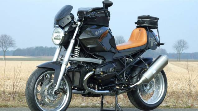 BMW R1200 CR-T, customizada por Metisse. <a href="https://gutenberg.quatrorodas.abril.com.br/moto/noticias/bmw-r1200-cr-t-customizada-metisse-734221.shtml" rel="migration">Leia mais</a> BMW R1200 CR-T, customizada por Metisse. <a href="https://gutenberg.quatrorodas.abril.com.br/moto/noticias/bmw-r1200-cr-t-customizada-metisse-734221.shtml" rel="migration">Leia mais</a>