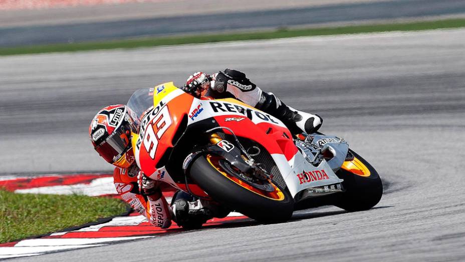 Marc Márquez garantiu o terceiro tempo na Malásia. <a href="https://gutenberg.quatrorodas.abril.com.br/moto/noticias/motogp-pedrosa-mais-rapido-sepang-734603.shtml" rel="migration">Leia mais</a>