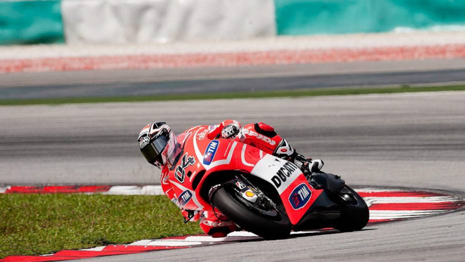 Andrea Dovizioso garantiu o oitavo lugar nos testes desta terça-feira (26). <a href="https://gutenberg.quatrorodas.abril.com.br/moto/noticias/motogp-pedrosa-mais-rapido-sepang-734603.shtml" rel="migration">Leia mais</a>