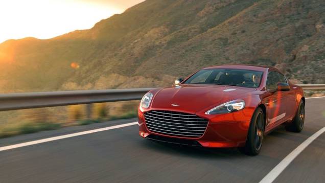 Sua principal novidade é o incremento na potência do motor 5.9 V12, que passou dos antigos 470 cv para 558 cv | <a href="%20https://gutenberg.quatrorodas.abril.com.br/saloes/genebra/2013/aston-martin-rapide-s-2013-734925.shtml" rel="migration">Leia mais</a> Sua principal novidade é o incremento na potência do motor 5.9 V12, que passou dos antigos 470 cv para 558 cv | <a href="%20https://gutenberg.quatrorodas.abril.com.br/saloes/genebra/2013/aston-martin-rapide-s-2013-734925.shtml" rel="migration">Leia mais</a>