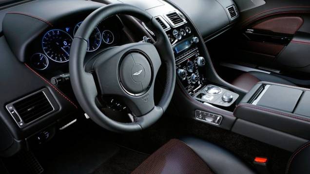 Isso significa um preço estimado em torno de 150 mil libras esterlinas, ou pouco mais de 407 mil reais | <a href="%20https://gutenberg.quatrorodas.abril.com.br/saloes/genebra/2013/aston-martin-rapide-s-2013-734925.shtml" rel="migration">Leia mais</a> Isso significa um preço estimado em torno de 150 mil libras esterlinas, ou pouco mais de 407 mil reais | <a href="%20https://gutenberg.quatrorodas.abril.com.br/saloes/genebra/2013/aston-martin-rapide-s-2013-734925.shtml" rel="migration">Leia mais</a>