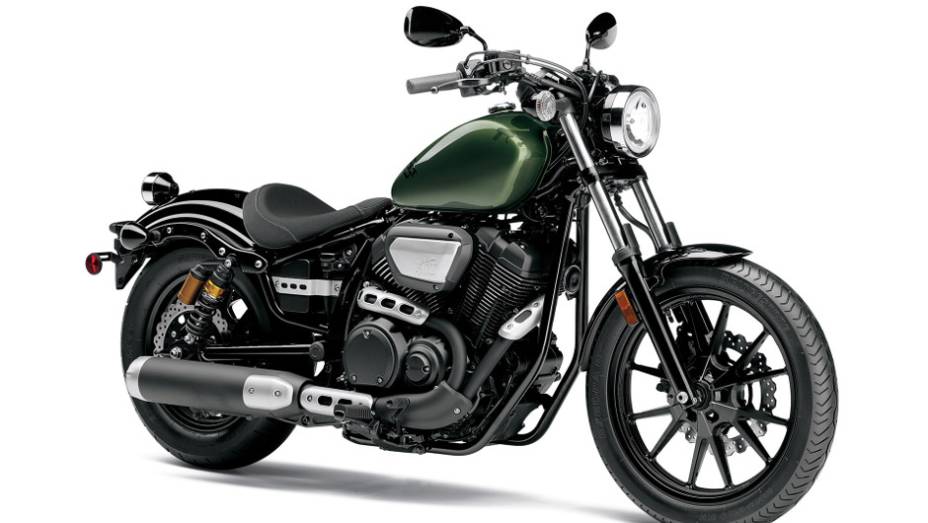 Yamaha Star Bolt R-Spec na cor verde exército | <a href="https://gutenberg.quatrorodas.abril.com.br/moto/noticias/yamaha-lanca-custom-star-bolt-eua-735965.shtml" rel="migration">Leia mais</a>