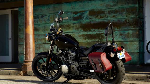 Yamaha Star Bolt na cor preta com acessórios | <a href="https://gutenberg.quatrorodas.abril.com.br/moto/noticias/yamaha-lanca-custom-star-bolt-eua-735965.shtml" rel="migration">Leia mais</a> Yamaha Star Bolt na cor preta com acessórios | <a href="https://gutenberg.quatrorodas.abril.com.br/moto/noticias/yamaha-lanca-custom-star-bolt-eua-735965.shtml" rel="migration">Leia mais</a>