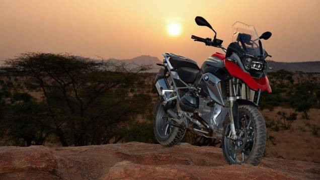A motocicleta da BMW mais vendida no mundo chegará às lojas equipada com refrigeração mista, ou seja, líquida e a ar | <a href="%20https://gutenberg.quatrorodas.abril.com.br/moto/noticias/nova-bmw-r-1200-gs-chega-r-73-400-738866.shtml" rel="migration">Leia mais</a> A motocicleta da BMW mais vendida no mundo chegará às lojas equipada com refrigeração mista, ou seja, líquida e a ar | <a href="%20https://gutenberg.quatrorodas.abril.com.br/moto/noticias/nova-bmw-r-1200-gs-chega-r-73-400-738866.shtml" rel="migration">Leia mais</a>