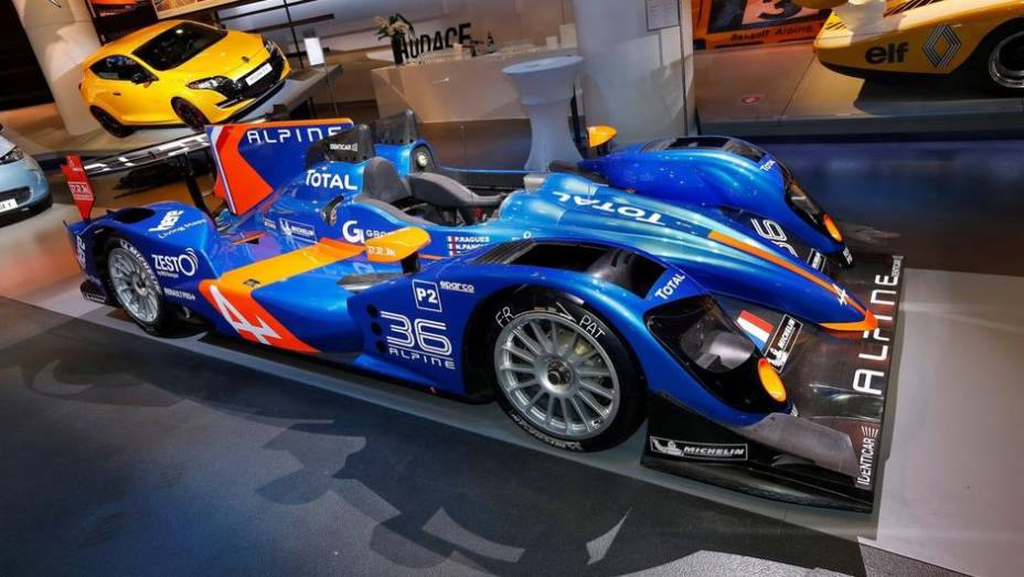 A Alpine revelou nesta sexta-feira (22) o A 450 (nº36), modelo com o qual marcará seu retorno às provas de endurance | <a href="%20https://gutenberg.quatrorodas.abril.com.br/noticias/fabricantes/alpine-revela-no36-736828.shtml" rel="migration">Leia mais</a> A Alpine revelou nesta sexta-feira (22) o A 450 (nº36), modelo com o qual marcará seu retorno às provas de endurance | <a href="%20https://gutenberg.quatrorodas.abril.com.br/noticias/fabricantes/alpine-revela-no36-736828.shtml" rel="migration">Leia mais</a>