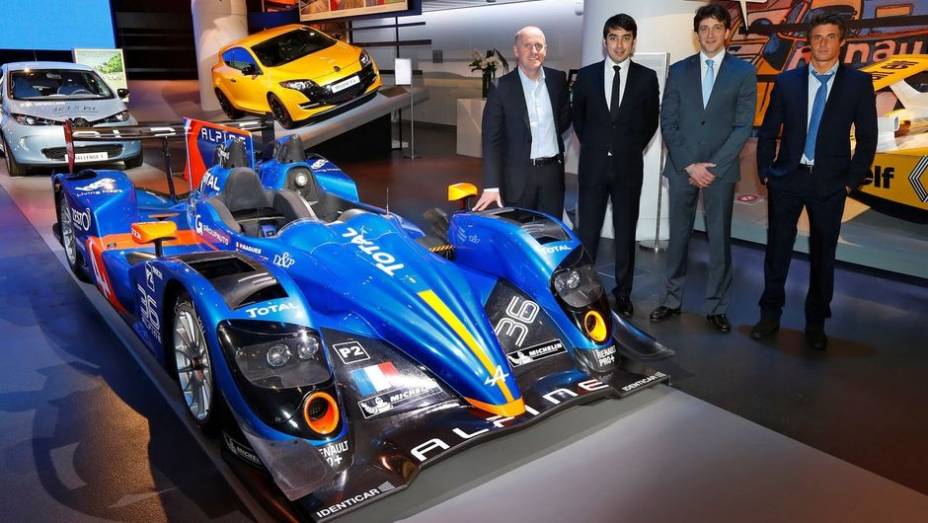 Os pilotos já foram confirmados pela Alpine, todos eles franceses: Nelson Panciatici e Pierre Ragues (temporada regular) e Tristan Gommendy (24 Horas de Le Mans) | <a href="%20https://gutenberg.quatrorodas.abril.com.br/noticias/fabricantes/alpine-revela-no36-736828.sh" rel="migration"></a>