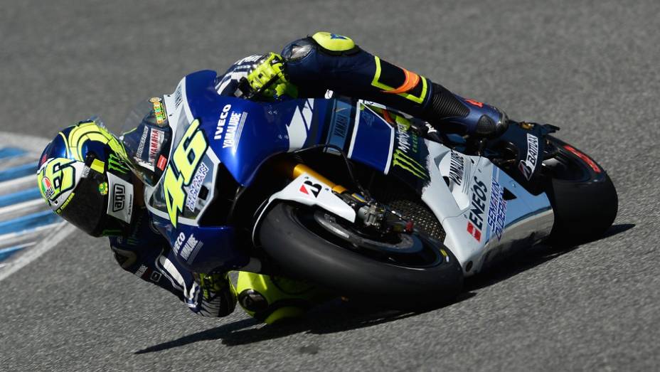 Valentino Rossi (Yamaha Factory Racing) liderou o segundo dia (24) em Jerez | <a href="https://gutenberg.quatrorodas.abril.com.br/moto/noticias/motogp-yamaha-lidera-testes-jerez-737049.shtml" rel="migration">Leia mais</a>