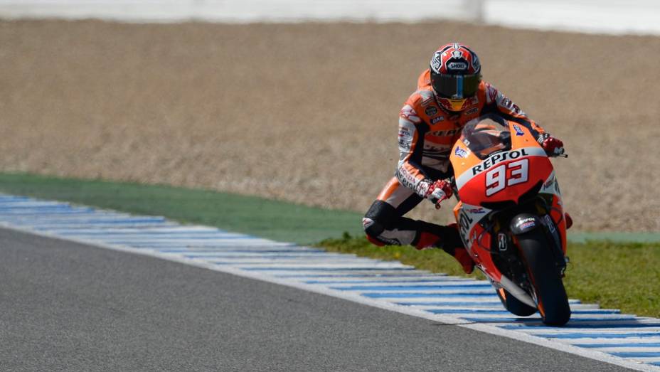 Marc Márquez ficou com o quinto tempo nesta segunda (25) | <a href="https://gutenberg.quatrorodas.abril.com.br/moto/noticias/motogp-yamaha-lidera-testes-jerez-737049.shtml" rel="migration">Leia mais</a>