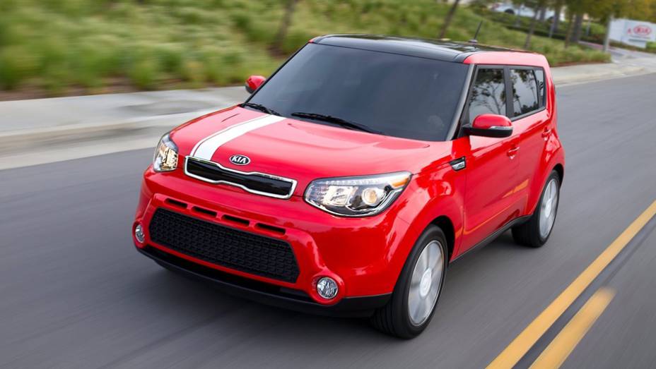 Além disso, o conceito Trackster influenciou a atualização do modelo, que conta com chassi totalmente novo | <a href="%20https://gutenberg.quatrorodas.abril.com.br/saloes/new-york/2013/kia-soul-737221.shtml" rel="migration">Leia mais</a>