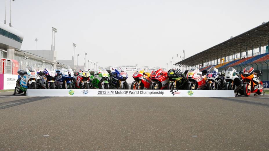 Primeiro dia de treinos livres para o Grande Prêmio do Catar aconteceu nesta quinta-feira (04) | <a href="https://gutenberg.quatrorodas.abril.com.br/moto/noticias/motogp-lorenzo-lidera-treino-livre-catar-737806.shtml" rel="migration">Leia mais</a>