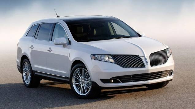 SUVs de luxo de 3 fileiras - 2013 Lincoln MKT - Preço inicial nos EUA: US$ 45.285 - Preço inicial no Brasil: R$ não é vendido | <a href="%20https://gutenberg.quatrorodas.abril.com.br/noticias/mercado/gm-domina-premio-best-cars-for-families-2013-738171.shtml" rel="migration">Leia mais</a> SUVs de luxo de 3 fileiras - 2013 Lincoln MKT - Preço inicial nos EUA: US$ 45.285 - Preço inicial no Brasil: R$ não é vendido | <a href="%20https://gutenberg.quatrorodas.abril.com.br/noticias/mercado/gm-domina-premio-best-cars-for-families-2013-738171.shtml" rel="migration">Leia mais</a>