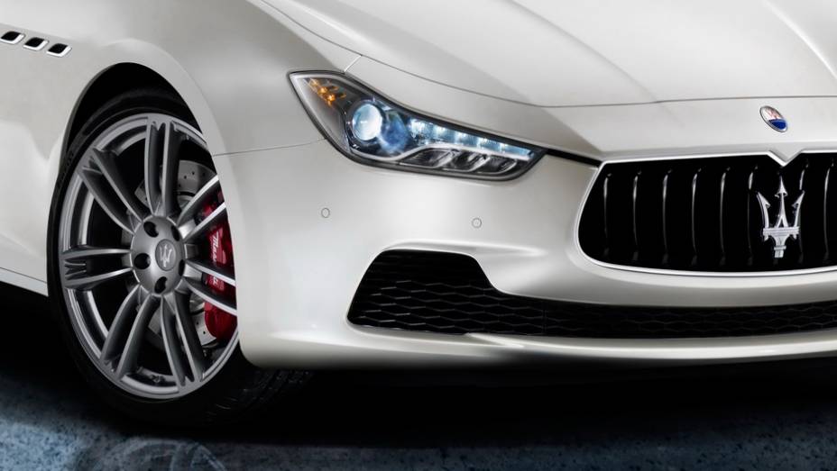 Maserati Ghibli | <a href="https://gutenberg.quatrorodas.abril.com.br/saloes/xangai/2013/maserati-ghibli-738641.shtml" rel="migration">Leia mais</a>