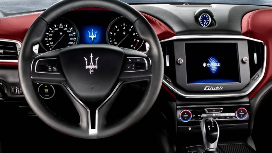 Maserati Ghibli | <a href="https://gutenberg.quatrorodas.abril.com.br/saloes/xangai/2013/maserati-ghibli-738641.shtml" rel="migration">Leia mais</a>