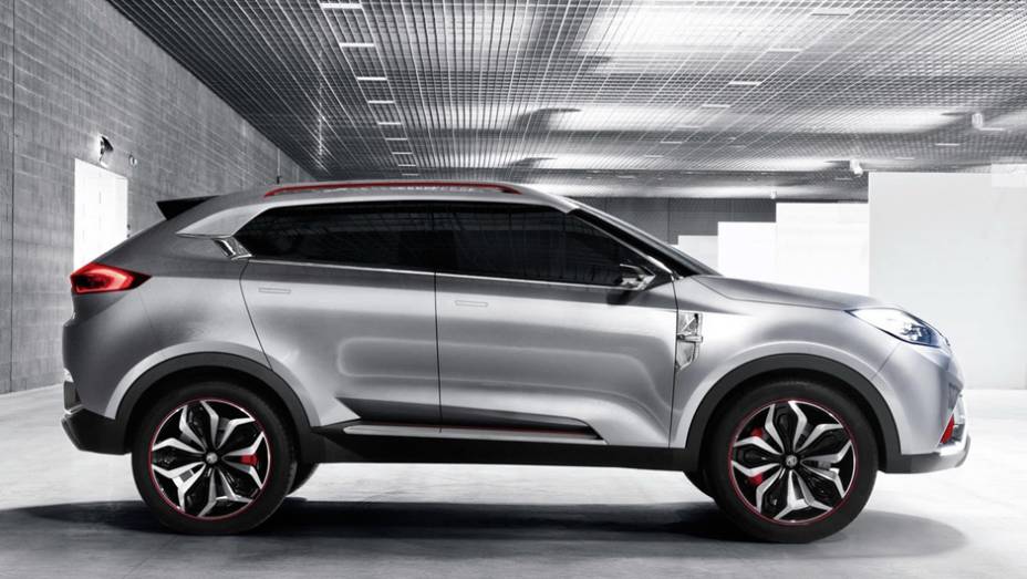 Prévia de um novo crossover da MG, o CS concept mantém as características de design já vistas no restante da gama da montadora | <a href="%20https://gutenberg.quatrorodas.abril.com.br/saloes/xangai/2013/mg-cs-concept-738680.shtml" rel="migration">Leia mais</a>