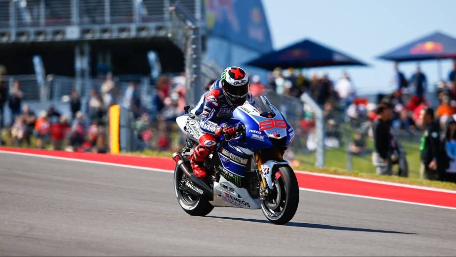 Jorge Lorenzo (Yamha Factory Racing) largará em terceiro | <a href="https://gutenberg.quatrorodas.abril.com.br/moto/noticias/marquez-faz-1a-pole-carreira-austin-739216.shtml" rel="migration">Leia mais</a>