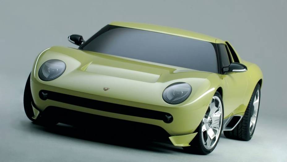 Miura Concept - O Salão de Detroit de 2006 viu o que seria uma atualização bem fiel do Miura para o século XXI, algo bem distante do estilo atual da marca | <a href="%20https://gutenberg.quatrorodas.abril.com.br/reportagens/classicos/festa-bolonhesa-741081.shtml" rel="migration">Leia</a>