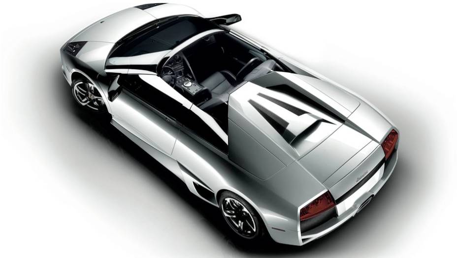 Murciélago LP 640 Roadster - Versão aberta do LP 640, vinha com uma série de pacotes de customização de fábrica. Fazia 0 a 100 km/h em 3,4 segundos | <a href="%20https://gutenberg.quatrorodas.abril.com.br/reportagens/classicos/festa-bolonhesa-741081.shtml" rel="migration"></a>