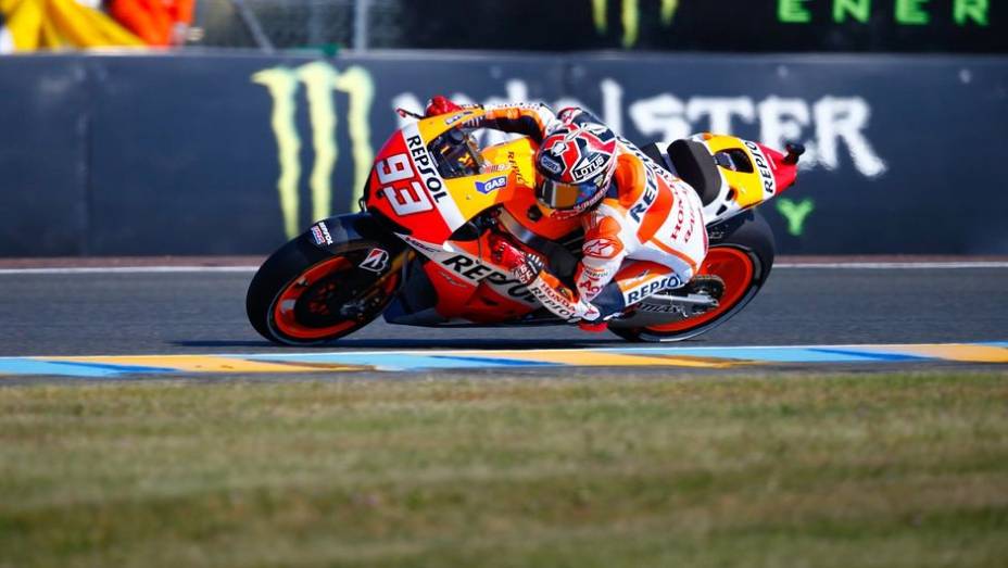 Marc Márquez completou a dobradinha da Honda, ficando em segundo | <a href="https://gutenberg.quatrorodas.abril.com.br/moto/noticias/motogp-pedrosa-lidera-treinos-le-mans-741656.shtml" rel="migration">Leia mais</a>