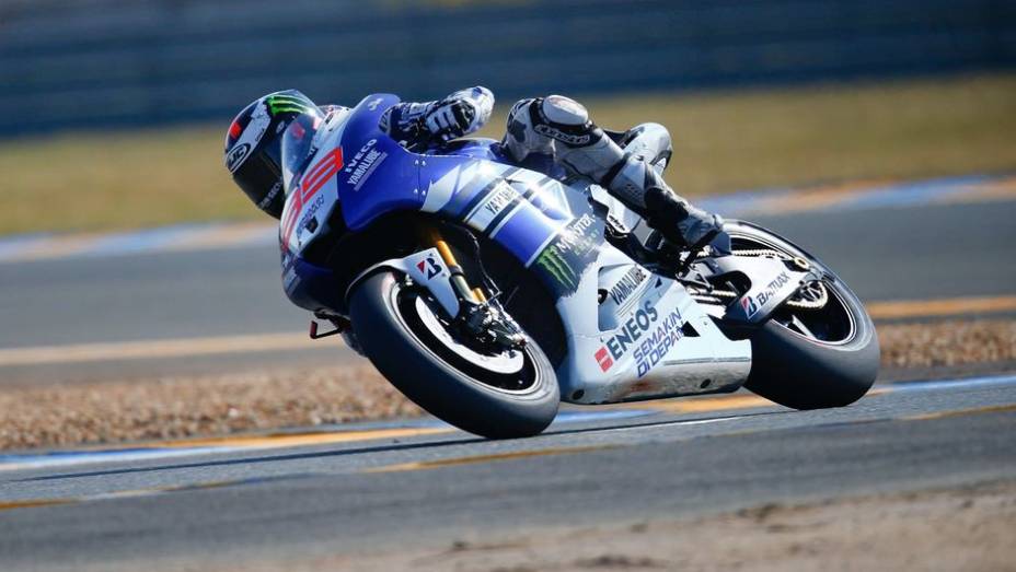 ...e Jorge Lorenzo em quarto | <a href="https://gutenberg.quatrorodas.abril.com.br/moto/noticias/motogp-pedrosa-lidera-treinos-le-mans-741656.shtml" rel="migration">Leia mais</a>