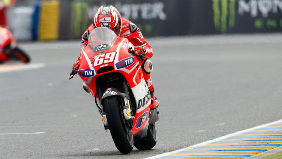 Nicky Hayden (Ducati Team) foi o quinto | <a href="https://gutenberg.quatrorodas.abril.com.br/moto/noticias/motogp-pedrosa-vence-corrida-le-mans-741797.shtml" rel="migration">Leia mais</a>