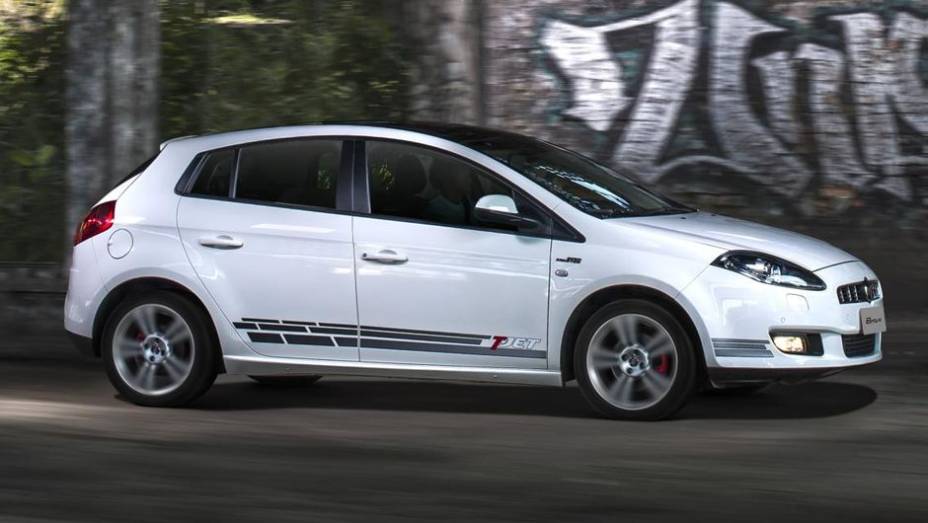 A Fiat revelou o Bravo 2014 | <a href="https://gutenberg.quatrorodas.abril.com.br/noticias/fabricantes/fiat-apresenta-bravo-2014-742103.shtml" rel="migration">Leia mais</a>