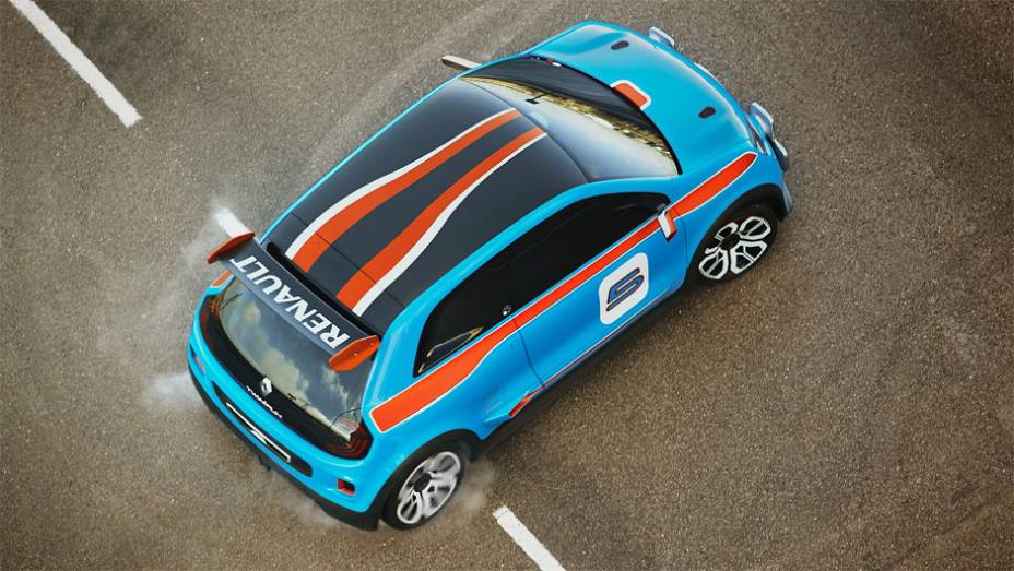 Renault TwinRun concept pesa apenas 950 kg| <a href="https://gutenberg.quatrorodas.abril.com.br/noticias/fabricantes/renault-twin-run-concept-revelado-monaco-742319.shtml" rel="migration">Leia mais</a>