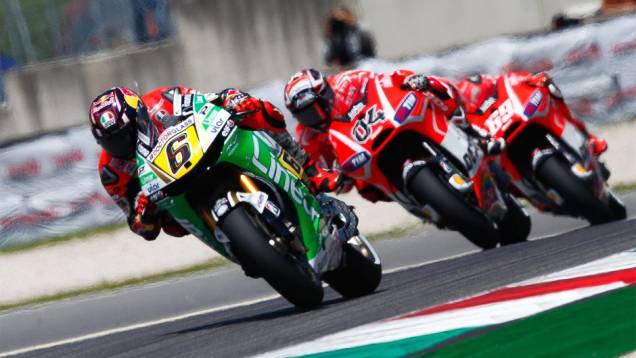 Stefan Bradl chegou na quarta posição em Mugello | <a href="https://gutenberg.quatrorodas.abril.com.br/moto/noticias/motogp-lorenzo-vence-prova-mugello-742903.shtml" rel="migration">Leia mais</a> Stefan Bradl chegou na quarta posição em Mugello | <a href="https://gutenberg.quatrorodas.abril.com.br/moto/noticias/motogp-lorenzo-vence-prova-mugello-742903.shtml" rel="migration">Leia mais</a>