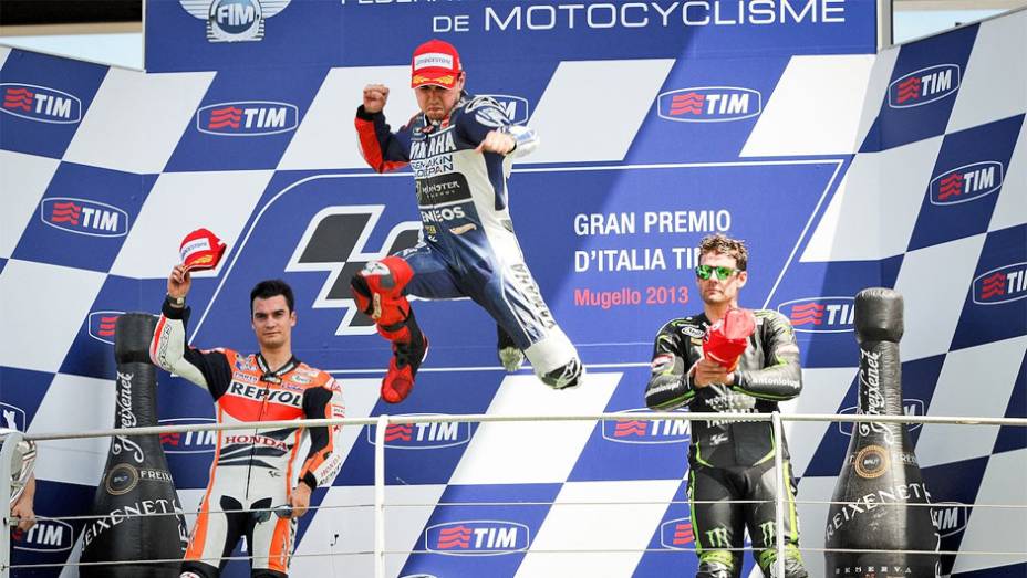 Jorge Lorenzo diminuiu a vantagem do líder do campeonato, Dani Pedrosa | <a href="https://gutenberg.quatrorodas.abril.com.br/moto/noticias/motogp-lorenzo-vence-prova-mugello-742903.shtml" rel="migration">Leia mais</a>