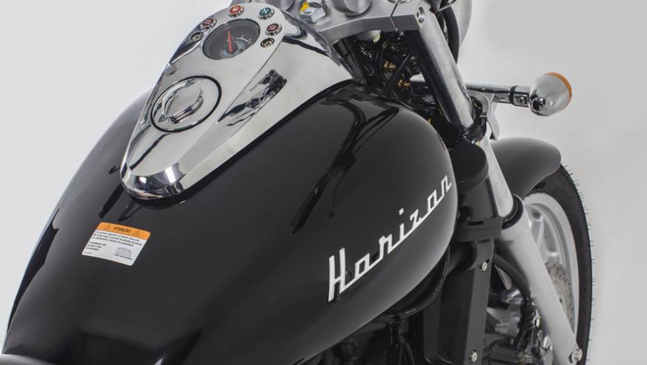 A Horizon 250 é fruto de uma parceria com a coreana Daelim Motor, assim como a Roadwin 250R | <a href="https://gutenberg.quatrorodas.abril.com.br/moto/noticias/dafra-lanca-custom-horizon-250-brasil-743081.shtml" rel="migration">Leia mais</a>