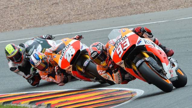 Bradley Smith (Monster Yamaha Tech 3) foi o sexto neste domingo | <a href="https://gutenberg.quatrorodas.abril.com.br/moto/noticias/motogp-marquez-vence-alemanha-lider-746865.shtml" rel="migration">Leia mais</a> Bradley Smith (Monster Yamaha Tech 3) foi o sexto neste domingo | <a href="https://gutenberg.quatrorodas.abril.com.br/moto/noticias/motogp-marquez-vence-alemanha-lider-746865.shtml" rel="migration">Leia mais</a>