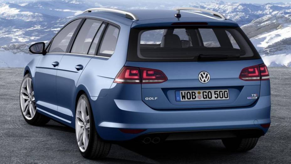 O preço inicial do modelo na Europa (mais precisamente, na Alemanha) é de 24,4 mil euros | <a href="https://gutenberg.quatrorodas.abril.com.br/noticias/fabricantes/vw-anuncia-golf-variant-4motion-748128.shtml" rel="migration">Leia mais</a>