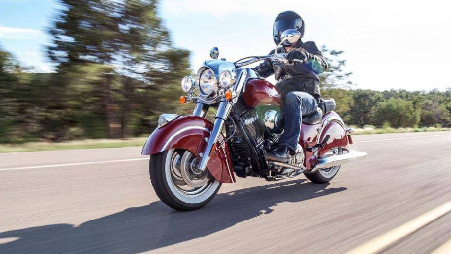 Os fãs de motos custom têm uma boa notícia com a renovação completa da lendária Indian Chief | <a href="%20https://gutenberg.quatrorodas.abril.com.br/moto/noticias/indian-chief-classic-2014-749944.shtml" rel="migration">Leia mais</a>