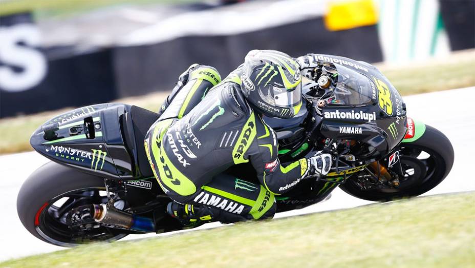 Cal Crutchlow ficou com o quarto melhor tempo | <a href="https://gutenberg.quatrorodas.abril.com.br/moto/noticias/motogp-marquez-pole-indianapolis-750328.shtml" rel="migration">Leia mais</a>