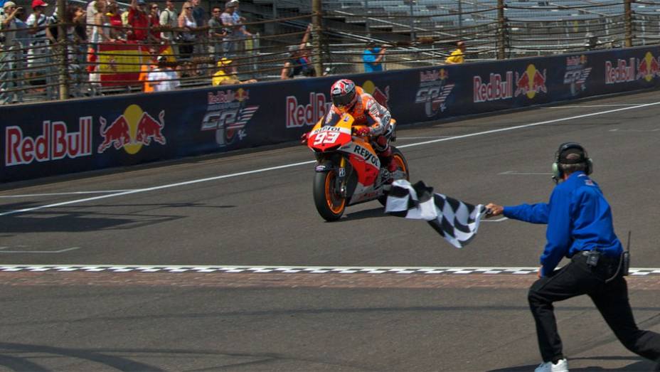 Marc Márquez venceu GP de Indianápolis e segue mais líder que nunca | <a href="https://gutenberg.quatrorodas.abril.com.br/moto/noticias/motogp-marquez-vence-indianapolis-750342.shtml" rel="migration">Leia mais</a>