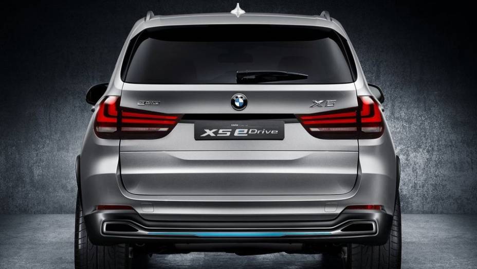 Ele trabalha em conjunto com um motor elétrico de 95 cavalos de potência | <a href="https://gutenberg.quatrorodas.abril.com.br//saloes/frankfurt/2013/bmw-concept-x5-edrive-752125.shtml" rel="migration">Leia mais</a>