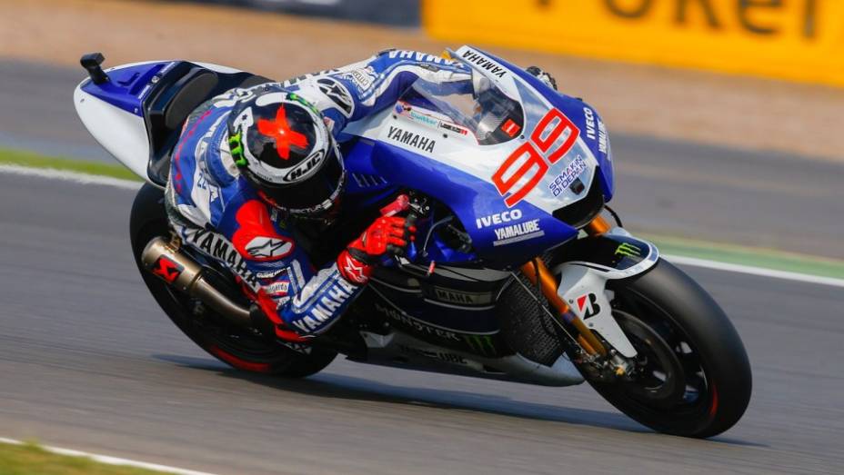 Jorge Lorenzo (Yamaha Factory Racing) liderou os treinos de sexta-feira em Silverstone | <a href="https://gutenberg.quatrorodas.abril.com.br/moto/noticias/motogp-lorenzo-lidera-sexta-feira-751904.shtml" rel="migration">Leia mais</a>