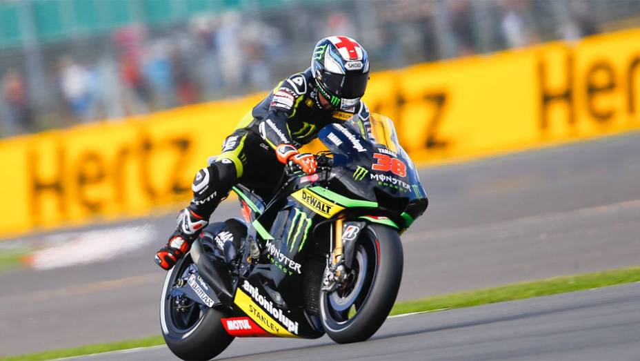 Bradley Smith foi o nono | <a href="https://gutenberg.quatrorodas.abril.com.br/moto/noticias/motogp-lorenzo-bate-marquez-silverstone-752002.shtml" rel="migration">Leia mais</a>