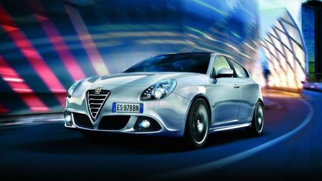 Quanto às novidades visuais externas, o Giulietta traz nova grade frontal, luzes de neblina com moldura cromada, mais opções de rodas de liga-leve de 16, 17 e 18 polegadas... | <a href="https://gutenberg.quatrorodas.abril.com.br/saloes/frankfurt/2013/alfa-romeo-giul" rel="migration"></a> Quanto às novidades visuais externas, o Giulietta traz nova grade frontal, luzes de neblina com moldura cromada, mais opções de rodas de liga-leve de 16, 17 e 18 polegadas... | <a href="https://gutenberg.quatrorodas.abril.com.br/saloes/frankfurt/2013/alfa-romeo-giul" rel="migration"></a>