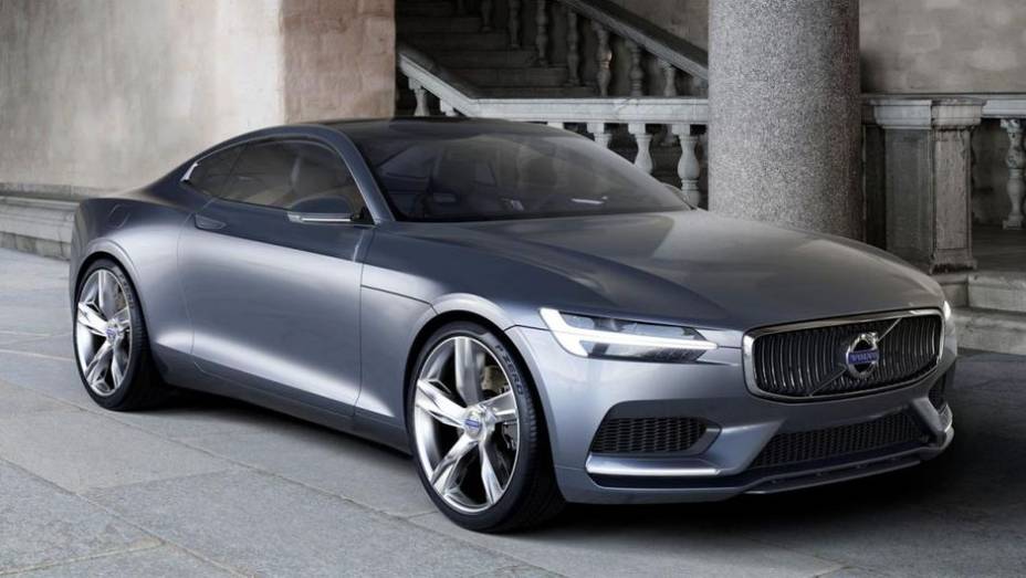 Depois de atiçar a curiosidade do público com alguns teasers, a Volvo, enfim, revelou o belo Concept Coupe | <a href="https://gutenberg.quatrorodas.abril.com.br/saloes/frankfurt/2013/volvo-concept-coupe-751772.shtml" rel="migration">Leia mais</a>