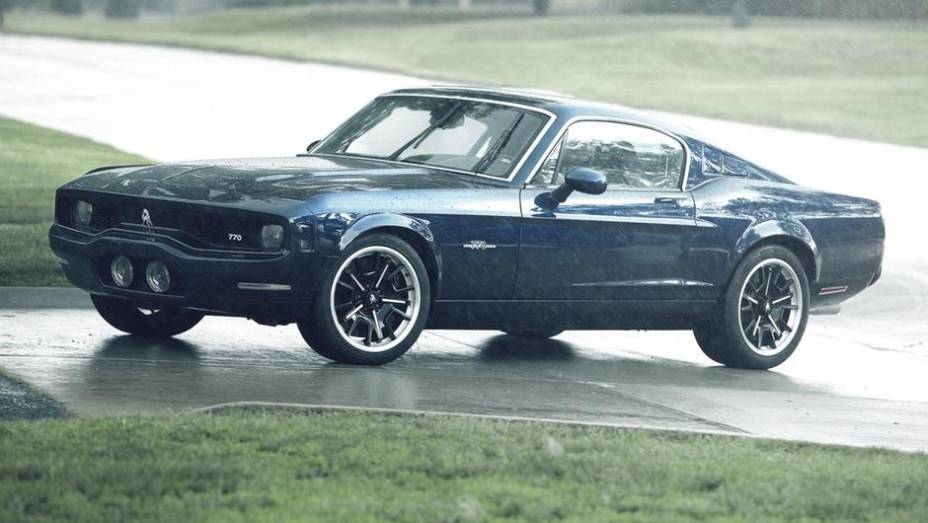 A Equus Automotive revelou o Bass 770 | <a href="https://gutenberg.quatrorodas.abril.com.br/noticias/fabricantes/equus-bass-770-revelado-755252.shtml" rel="migration">Leia mais</a>