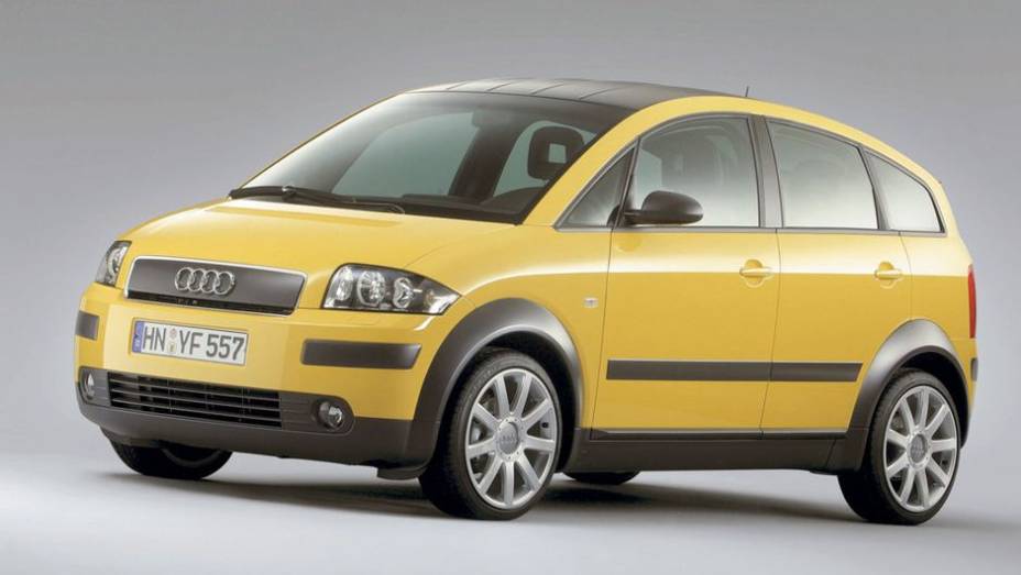 5º - Audi A2 - US$ 10.247 por unidade | <a href="https://gutenberg.quatrorodas.abril.com.br/noticias/mercado/estudo-vw-tem-prejuizo-us-6-27-milhoes-cada-bugatti-veyron-755638.shtml" rel="migration">Leia mais</a>