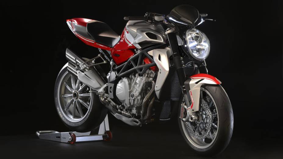 Brutale 1090 RR ABS | <a href="https://gutenberg.quatrorodas.abril.com.br/moto/noticias/mv-agusta-confirma-cinco-lancamentos-brasil-756002.shtml" rel="migration">Leia mais</a>