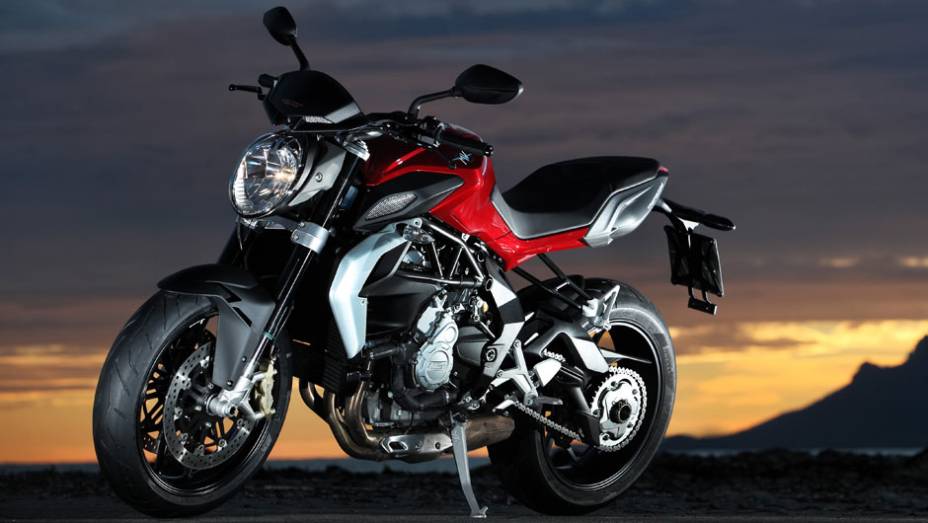 MV Agusta Brutale 800 2014 chega por R$ 47 000 | <a href="https://gutenberg.quatrorodas.abril.com.br/moto/noticias/mv-agusta-brutale-800-2014-chega-r-47-000-784936.shtml" rel="migration">Leia mais</a>