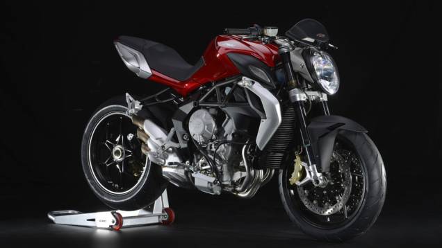 Torque máximo: 8.25 mkgf a 8.600 rpm | <a href="https://gutenberg.quatrorodas.abril.com.br/moto/noticias/mv-agusta-brutale-800-2014-chega-r-47-000-784936.shtml" rel="migration">Leia mais</a> Torque máximo: 8.25 mkgf a 8.600 rpm | <a href="https://gutenberg.quatrorodas.abril.com.br/moto/noticias/mv-agusta-brutale-800-2014-chega-r-47-000-784936.shtml" rel="migration">Leia mais</a>