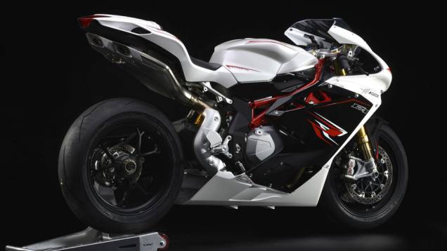 Motor de 998 cm³ Corsa Corta (curso curto) de quatro cilindros | <a href="https://gutenberg.quatrorodas.abril.com.br/moto/noticias/mv-agusta-confirma-cinco-lancamentos-brasil-756002.shtml" rel="migration">Leia mais</a> Motor de 998 cm³ Corsa Corta (curso curto) de quatro cilindros | <a href="https://gutenberg.quatrorodas.abril.com.br/moto/noticias/mv-agusta-confirma-cinco-lancamentos-brasil-756002.shtml" rel="migration">Leia mais</a>