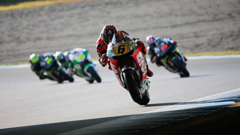 Stefan Bradl terminou em quinto | <a href="https://gutenberg.quatrorodas.abril.com.br/moto/noticias/motogp-definicao-titulo-fica-ultima-prova-758422.shtml" rel="migration">Leia mais</a>